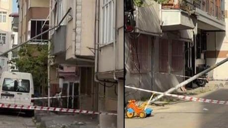 Yer: Küçükçekmece! Yaslandığı aydınlatma direği eve girdi