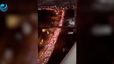 À Téhéran, le départ massif des Iraniens provoque des embouteillages monstres