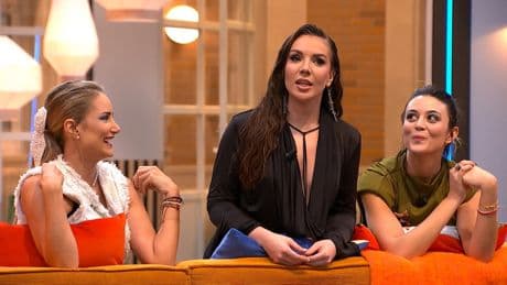 Inés Hernand, Alba Carrillo y Mariona Casas hablarán de temas con &quot;perspectiva femenina y gamberra&quot; en &#039;Pasa sin llamar&#039;