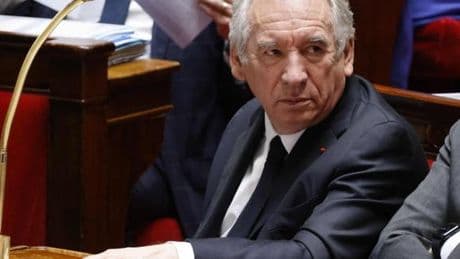 François Bayrou envisage de proposer un référendum sur un « plan d’ensemble » pour réduire le déficit des finances publiques et la dette