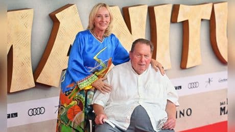 Bei "Kanu des Manitu"-Premiere: Ottfried Fischer zeigt sich bestens gelaunt