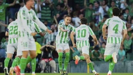 Conference, la Fiorentina cade contro il Betis Siviglia ma può sperare ancora