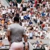 "On m'a craché dessus", "le type devenait agressif"... Le public de Roland-Garros est-il devenu "le plus perturbant" du circuit ?