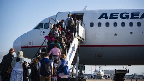 CDU spricht von „Gamechanger“ - Bundesrichter: Migranten zurück nach Griechenland!