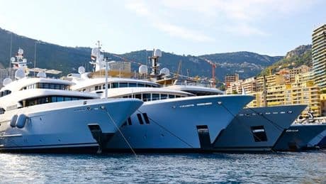 Comment les yachts des milliardaires naviguent hors de portée des surtaxes américaines