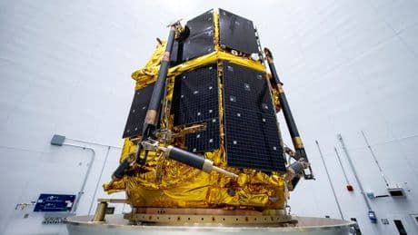 Japan’s moon lander ‘crashes AGAIN’ in second botched mission as spaceship goes silent just moments before touchdown