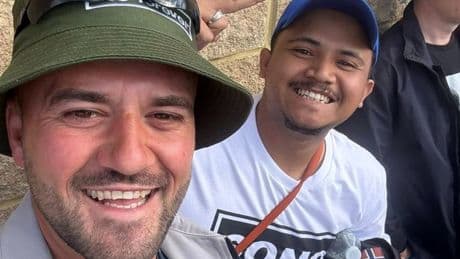 Oasis mega fan gets golden ticket from man who travelled from Malaysia