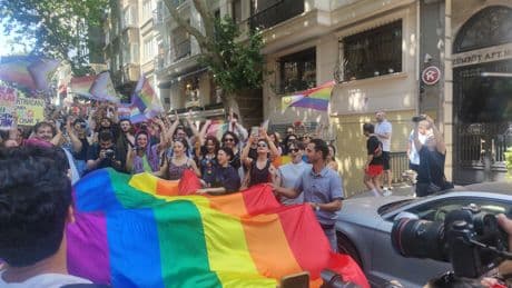 İstanbul’da Trans Onur Yürüyüşü’ne engel