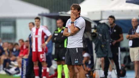 Conte in conferenza: «Restiamo umili. L'ultima volta con lo scudetto sul petto siamo arrivati decimi»