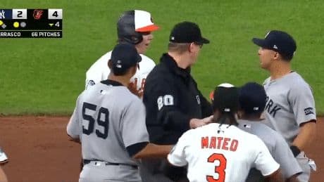 Benches clear in Yankees-Orioles over stolen base kerfuffle