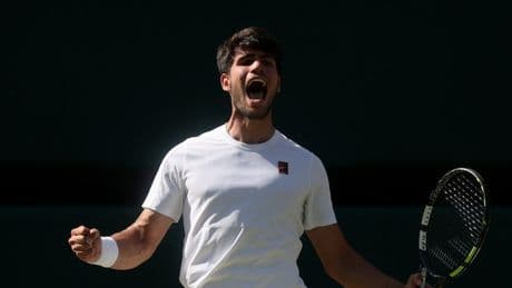 <p>Alcaraz, il caldo boia cinquant'anni dopo McEnroe e Borg in maniche di camicia</p>

<p>&nbsp;</p>