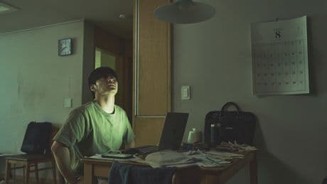 Breaking Down the Bloody Ending of Netflix’s Wall to Wall