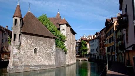 Beautiful town dubbed 'Venice of the Alps' Brits are just discovering
