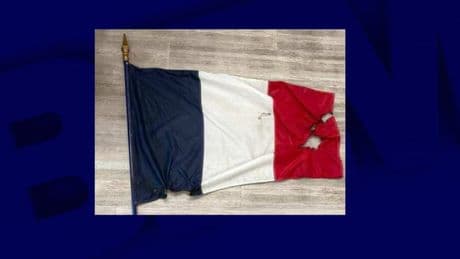 Gap: un drapeau français retrouvé brûlé près du monument aux morts, trois personnes bientôt jugées