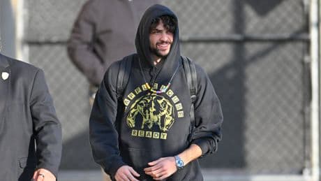 Rambo rinasce senza Stallone: il nuovo volto è Noah Centineo