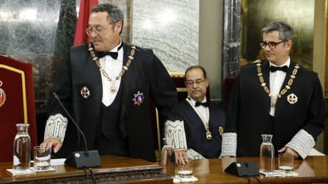 El daño de ver al fiscal general en el banquillo