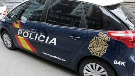 Detienen a una pareja por explotar sexualmente a dos mujeres en un piso de Santutxu
