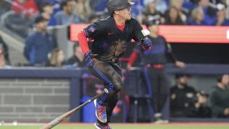 Jays rally for 44th comeback victory of season