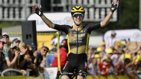 El Macizo Central sólo sirve para que se exhiba el rey del Giro