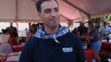 El lehendakari, protagonista este domingo en 'Vascos por el mundo'