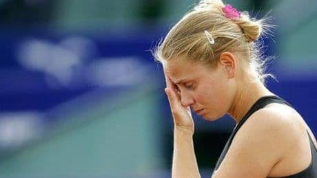 Oud-tennisster Jelena Dokic neemt afscheid van tirannieke vader: ’Sprak al tien jaar niet meer met hem’
