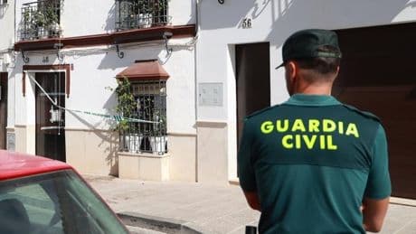 Un tiroteo en Sevilla deja a tres heridos, uno de ellos en estado crítico