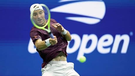 Letzter Deutscher bei US Open raus - Hummels sieht bittere Klatsche von BVB-Fan Struff