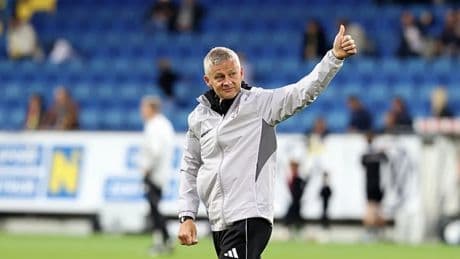 Beşiktaş için flaş transfer iddiası! Fenerbahçe ile anılıyordu...