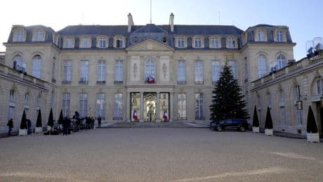 Bardella, Le Pen, Philippe, Mélenchon, Glucksmann… à moins de deux ans de la présidentielle, le sondage qui relance les ambitions