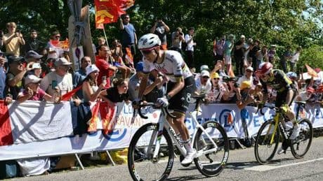 Tour de France 2025, Tadej Pogacar ottiene la vittoria numero 100 a Rouen