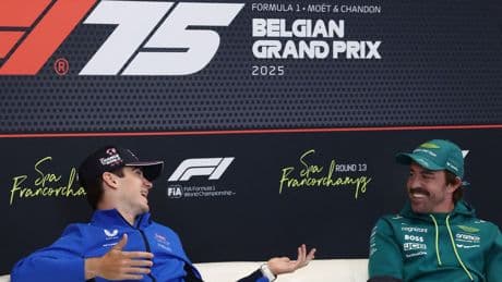 El cariñoso 'dardo' de Alonso a Colapinto: "Los coches son más fáciles, es bueno para los jóvenes"