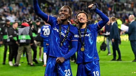 ’Chelsea betaalt miljoenen om Jadon Sancho níét over te nemen van Manchester United’