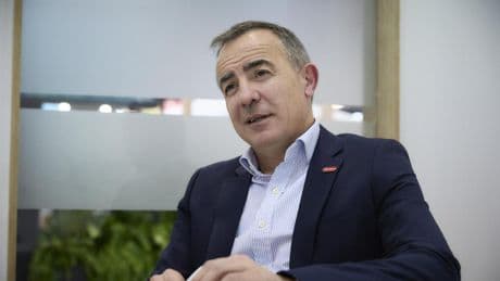 “El turismo ha vivido una burbuja que está tocando a su fin”