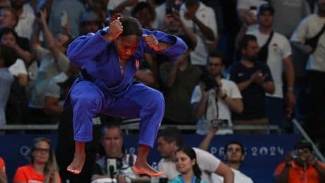 La judoka Clarisse Agbégnénou échoue dans sa quête d’un sixième titre européen, après sa disqualification en finale