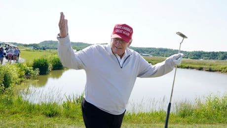 Analyse zeigt: Trump verbrachte ein Drittel der Amtszeit auf Privatbesitz - oft mit golfen