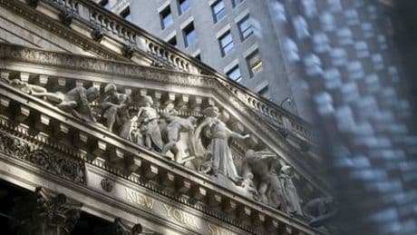 Wall Street: Aktien und Währungskurse rutschen nach Trumps Zoll-Drohungen ab