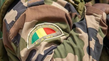 Mali : des djihadistes attaquent deux positions militaires
