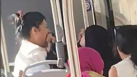 Otobüsteki kavgada gözaltına alınan kadın, adli kontrolle serbest