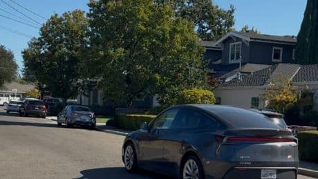 A Robotaxi took me for a ride in my hometown, the birthplace of Tesla