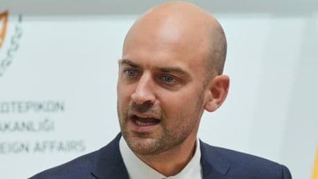 La France n’accueillera plus de Gazaouis évacués avant les conclusions d’une enquête ouverte après les publications antisémites d’une étudiante