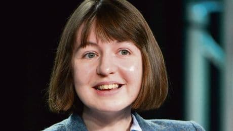 L’autrice irlandaise Sally Rooney « soutient Palestine Action »
