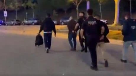 Siete detenidos por cometer hurtos durante el Barça-Inter