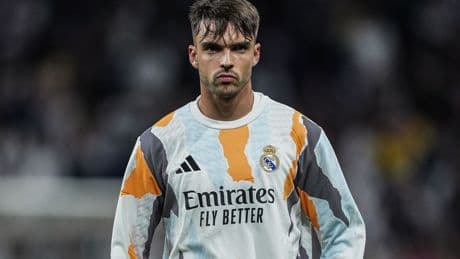 Procesan al futbolista Asencio y tres excompañeros por compartir vídeos sexuales de una menor