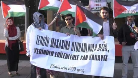 Filistin İçin Bin Genç: "Hükümet İsrail'le ticarette dünya liderliğine oynuyor"