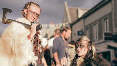 « Ils avaient quoi, les Vikings, comme godasses ? » : le Moyen Age devient tendance chez les jeunes