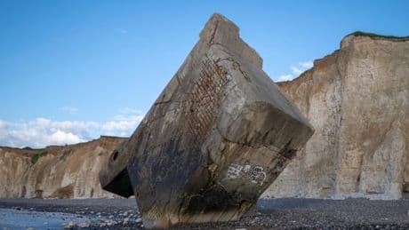 Sur la piste du mur de l’Atlantique, cette barrière de béton tombée “comme un mur de paille”