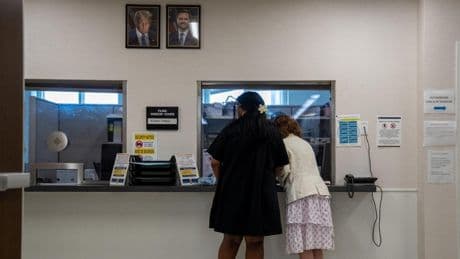 Estados Unidos pedirá hasta 15.000 dólares de depósito a los solicitantes de visas de turismo procedentes de ciertos países