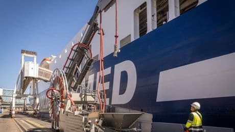 España deberá invertir 800 millones en cinco años para descarbonizar sus puertos