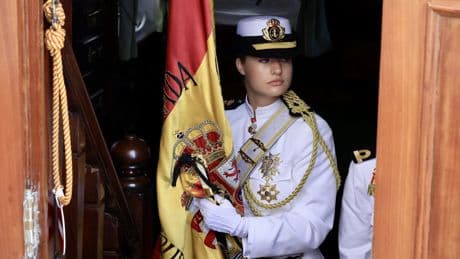 La Princesa Leonor se embarcará un mes en la fragata F103 Blas de Lezo y participará en unas maniobras con fuego real