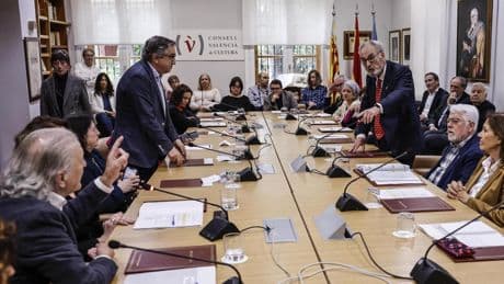 El nuevo presidente del Consell Valencià de Cultura toma posesión entre críticas por haber sido "impuesto"